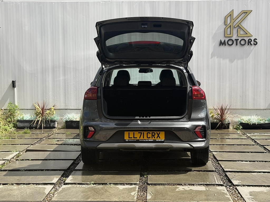 Kia Niro Niro 3 Hev S-a White #13