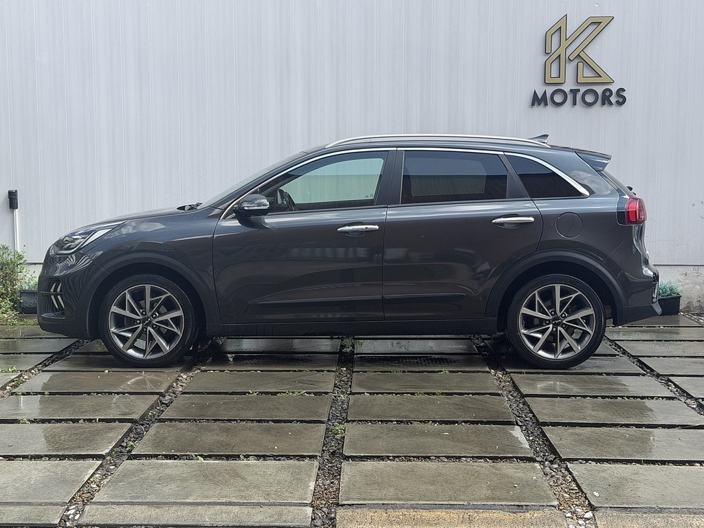 Kia Niro Niro 3 Hev S-a White #30