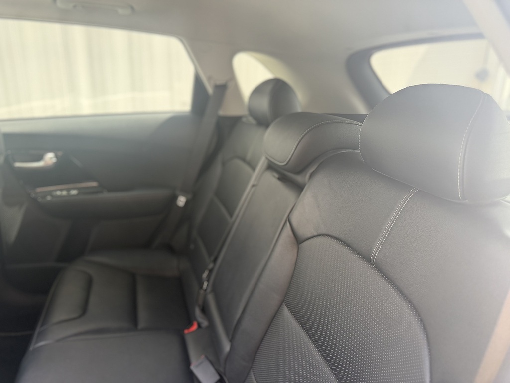 Kia Niro Niro 3 Hev S-a White #37