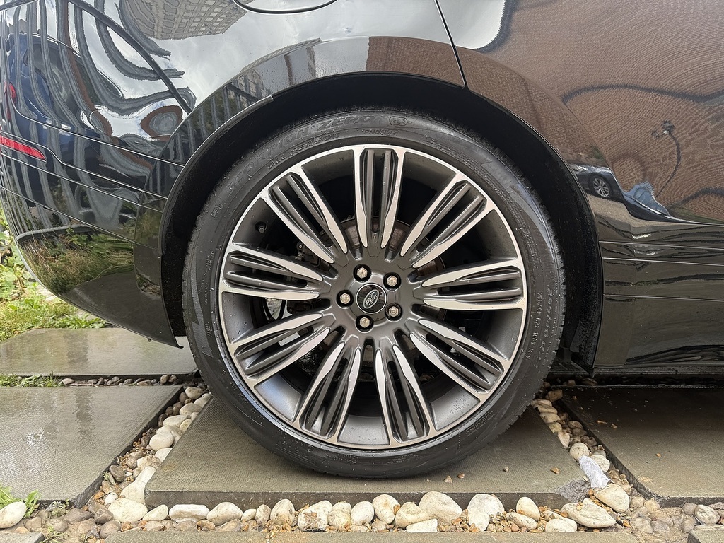 Land Rover Range Rover Velar 2.0 P250 R-dynamic Hse Grey #34