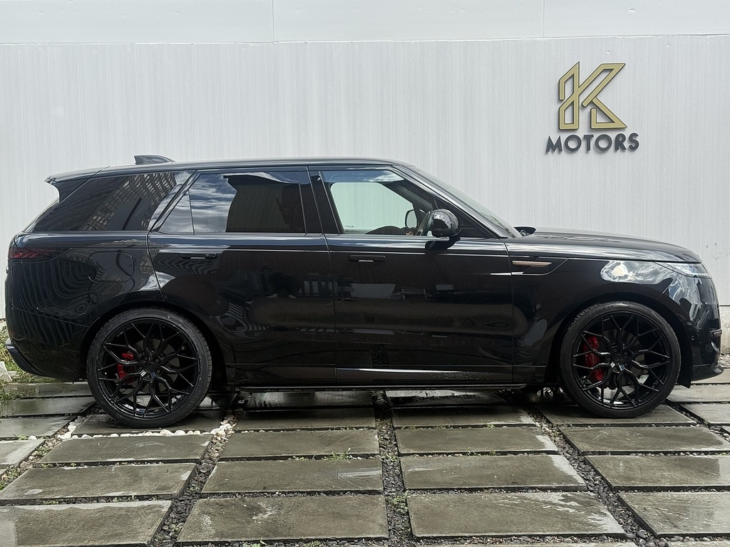 Land Rover Range Rover Sport 3.0 D300 Mhev Dynamic Se Suv 4Wd E FX23SOH Black #4