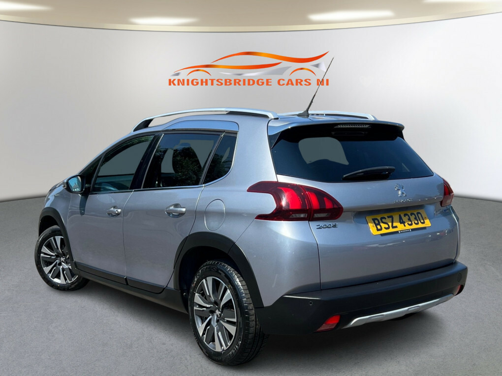 Peugeot 2008 Allure #2