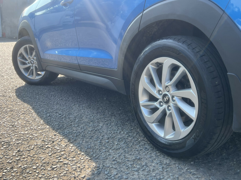 Hyundai Tucson Suv Black #7