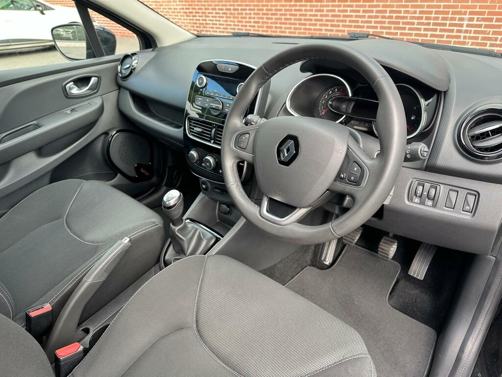 Renault Clio 0.9 Tce Play Euro 6 Ss Black #2