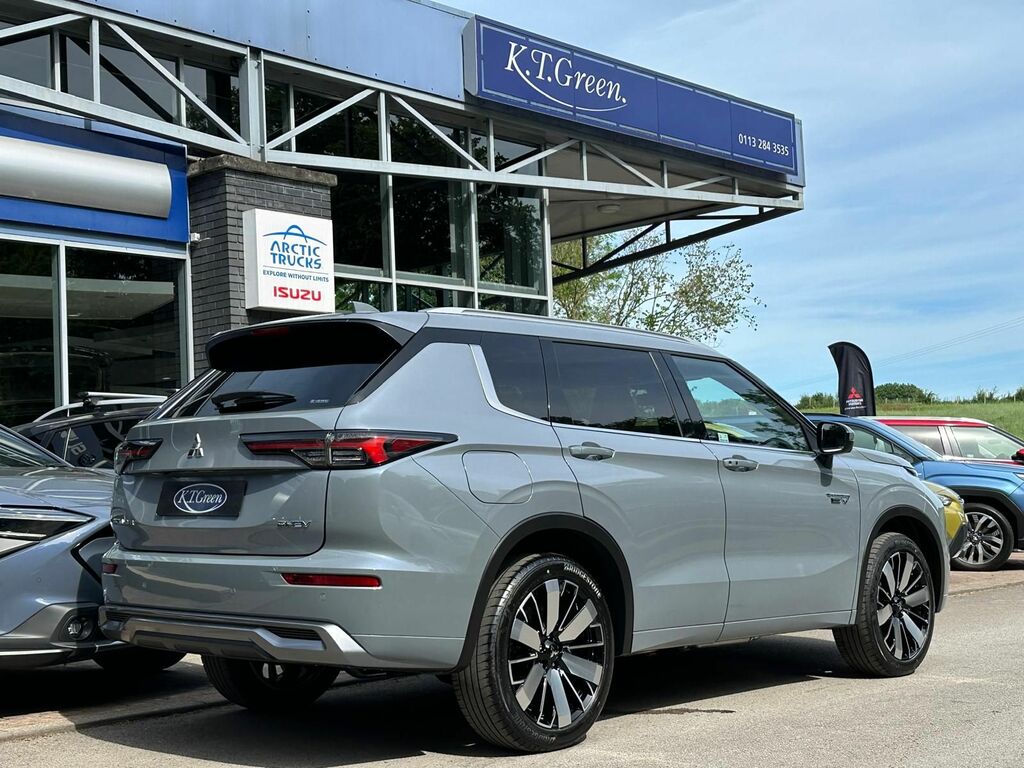 Mitsubishi Outlander 2.4L Diamond Phev 4Wd 300Ps Blue #4
