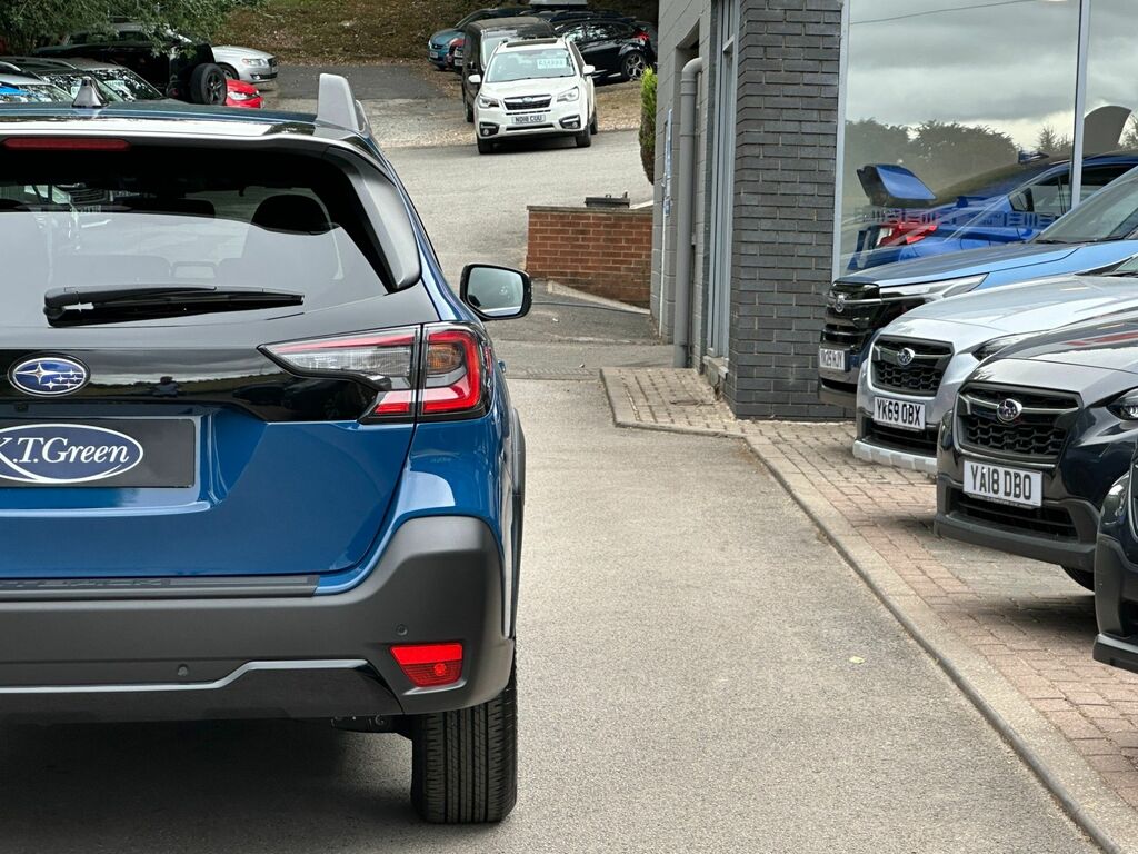 Subaru Outback 2.5 Touring 167 Bhp Grey #37