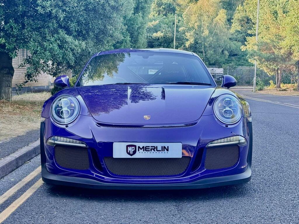 Porsche 911 Coupe White #17