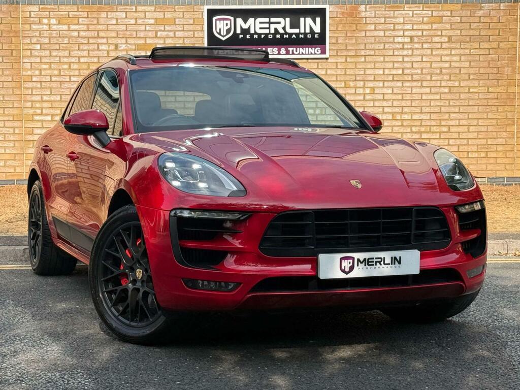 Porsche Macan Gts Red