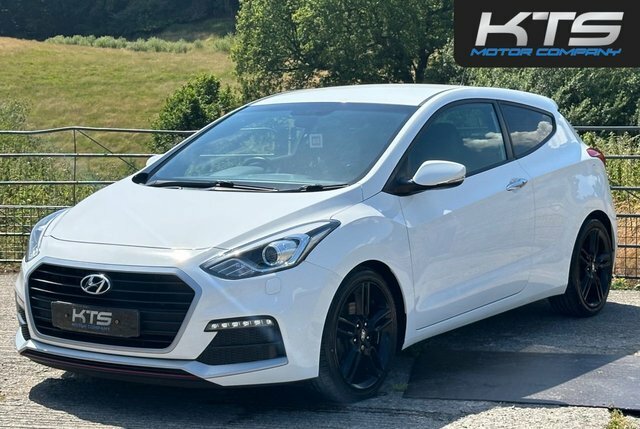 Hyundai I30 T-gdi Turbo Hatchback White #3