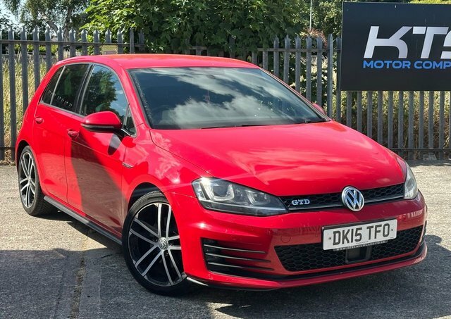 Volkswagen Golf Tdi Bluemotion Tech Gtd Red