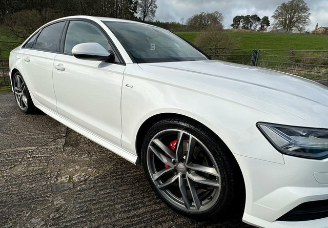 Audi A6 Saloon Tdi Ultra Black Edition Black #5
