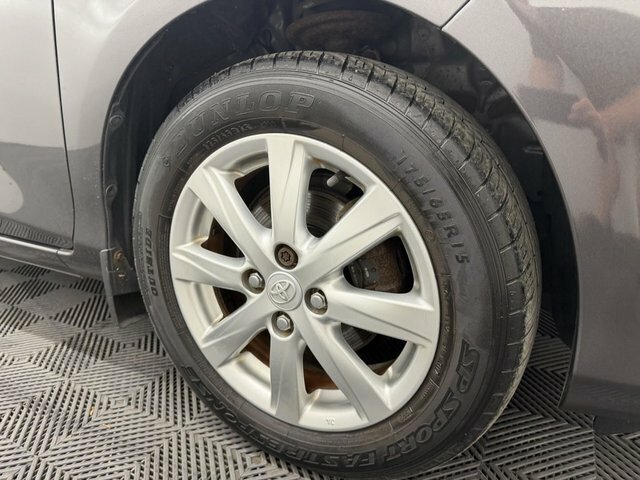 Toyota Yaris 1.33 Dual Vvt-i Tr Euro 5 Black #8
