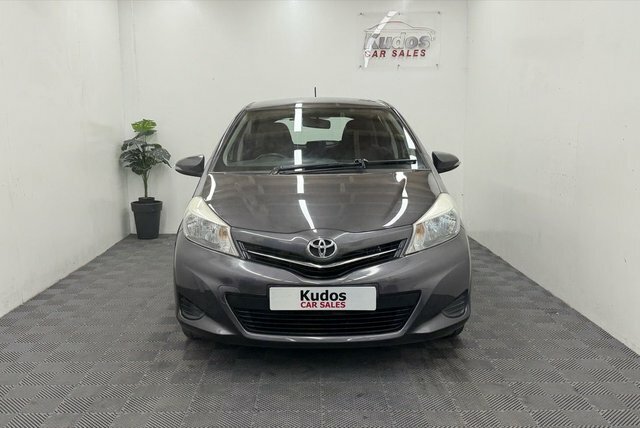 Toyota Yaris 1.33 Dual Vvt-i Tr Hatchback Multidrive Grey #2