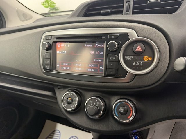 Toyota Yaris 1.33 Dual Vvt-i Tr Euro 5 Black #12