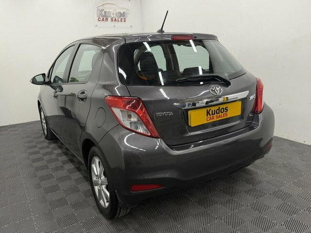 Toyota Yaris 1.33 Dual Vvt-i Tr Hatchback Multidrive Grey #4