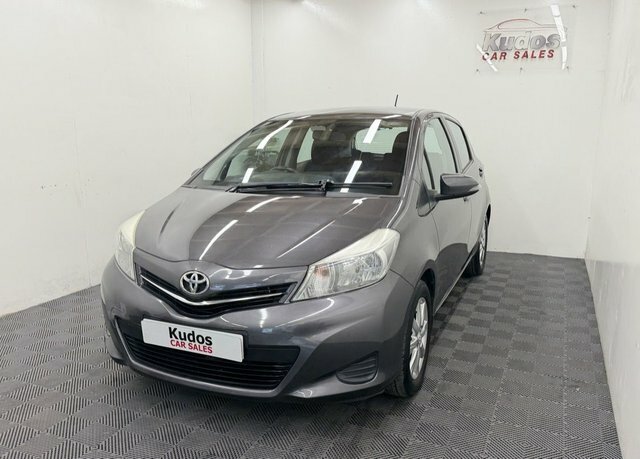 Toyota Yaris 1.33 Dual Vvt-i Tr Hatchback Multidrive Grey #3