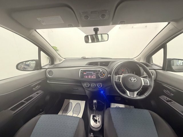 Toyota Yaris 1.33 Dual Vvt-i Tr Euro 5 Black #13