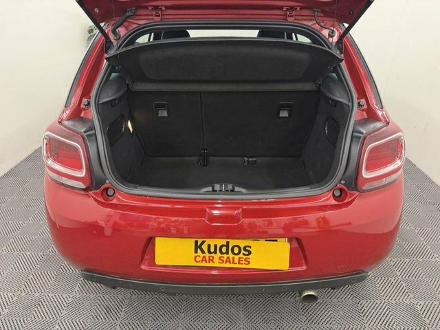DS DS 3 1.2 Puretech Connected Chic Hatchback M Red #6