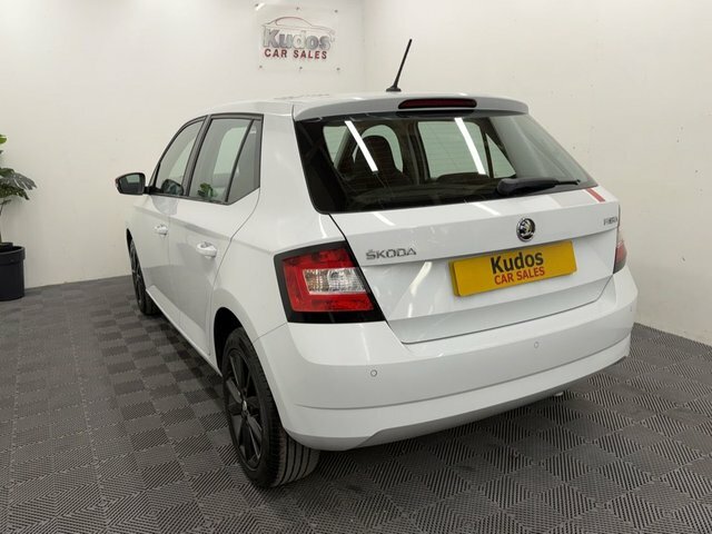 Skoda Fabia 1.0 Tsi Redline Hatchback Euro 6 White #4