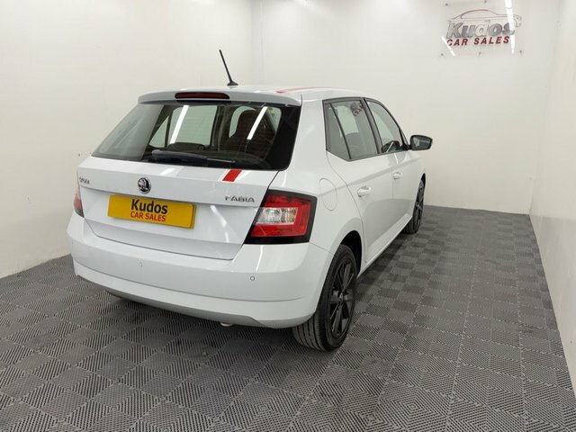 Skoda Fabia Hatchback 1.0 Tsi Se 201818 Red #7