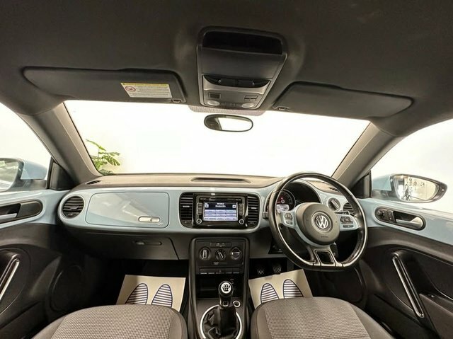 Volkswagen Beetle 1.4 Tsi Bluemotion Tech Design Cabriolet Petro White #7