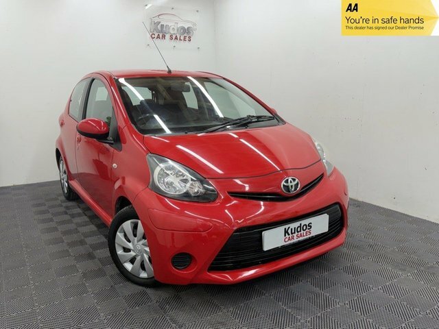 Toyota Aygo 1.0 Vvt-i Hatchback Multimode Euro 5 Red