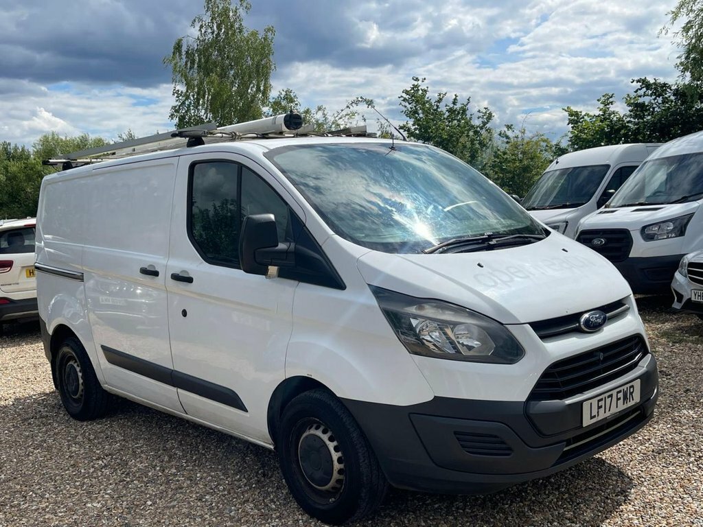 Ford Transit Custom Mpv LF17FWR White #3