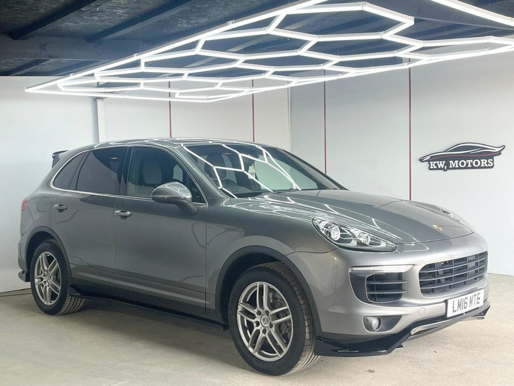 Porsche Cayenne Suv Grey