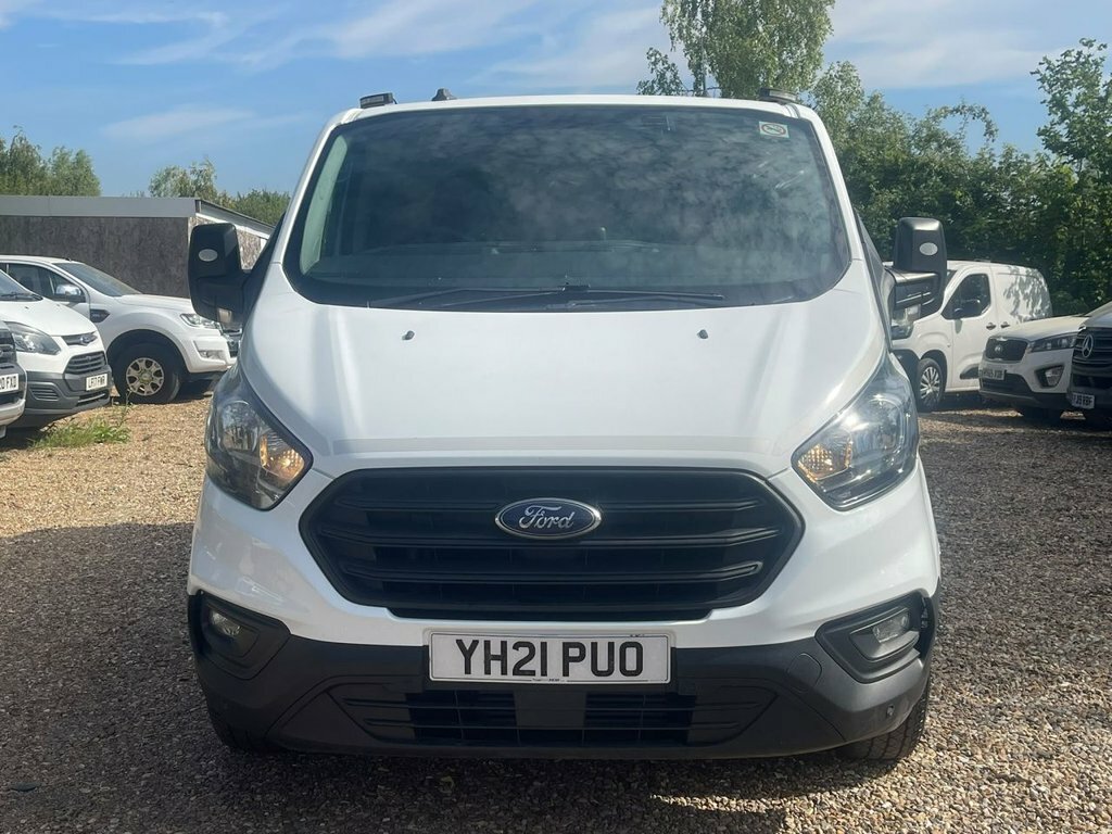 Ford Transit Custom 2L Leader White