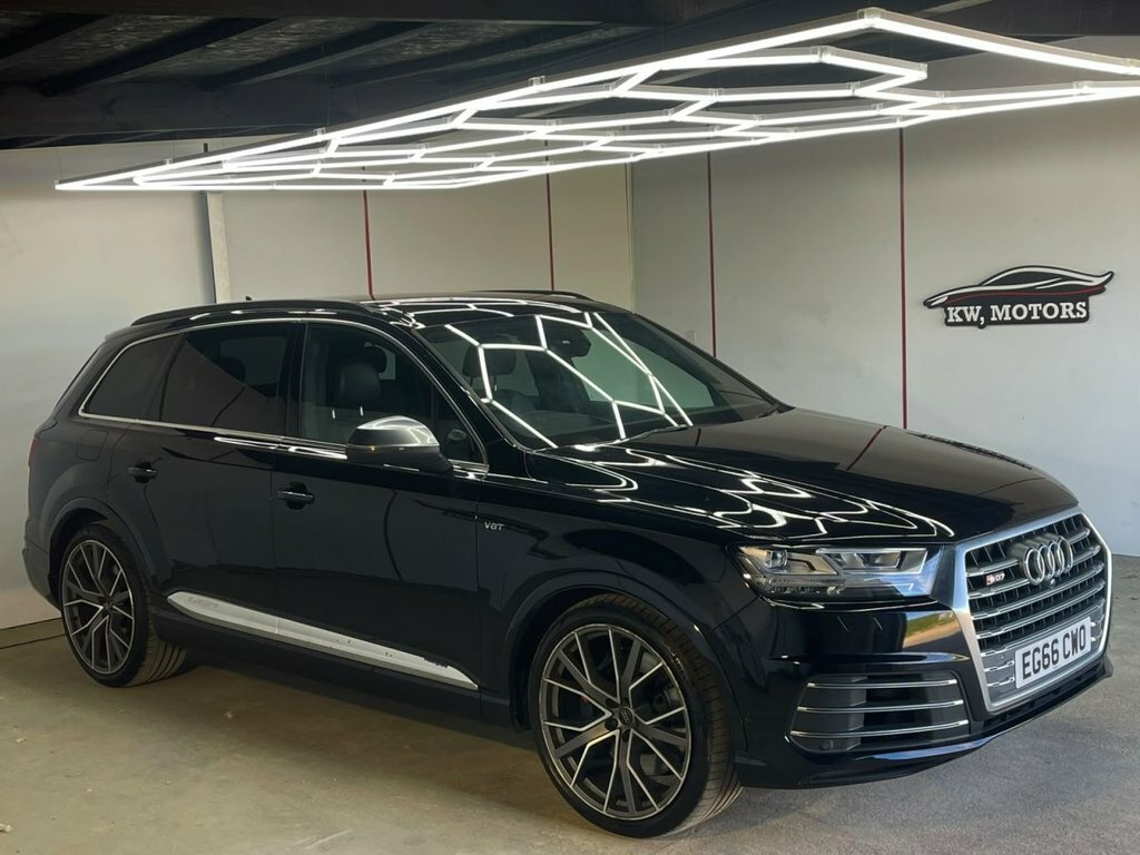 Audi SQ7 Suv Black #2