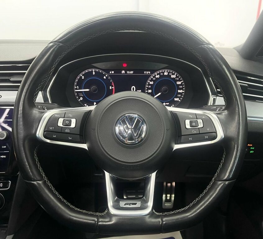 Volkswagen Passat R-line Silver #34