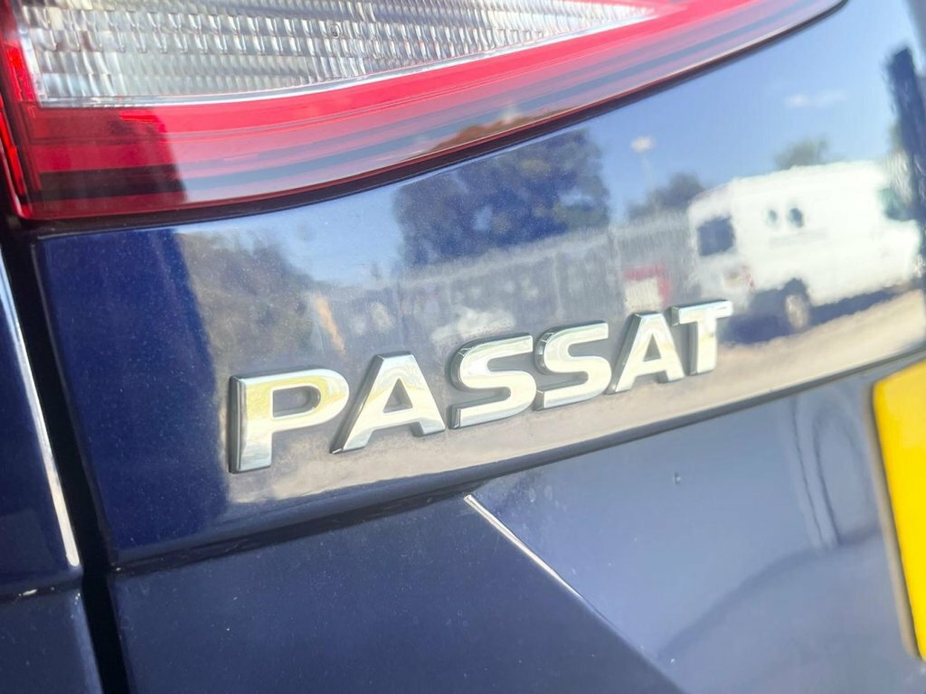 Volkswagen Passat R-line Silver #17