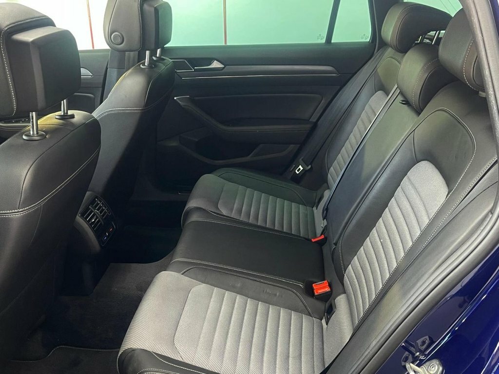 Volkswagen Passat R-line Silver #19