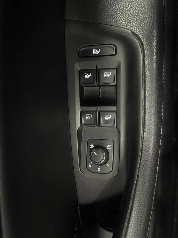 Volkswagen Passat R-line Silver #26