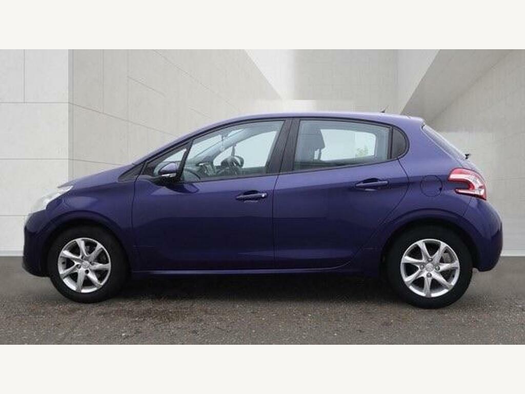 Peugeot 208 1.2 Access Plus White #6