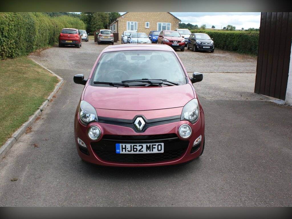 Renault Twingo 1.2 16V Dynamique Hatchback Euro Red #2