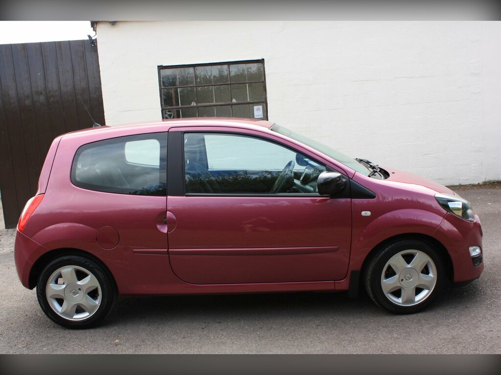 Renault Twingo 1.2 16V Dynamique Hatchback Euro Red #4