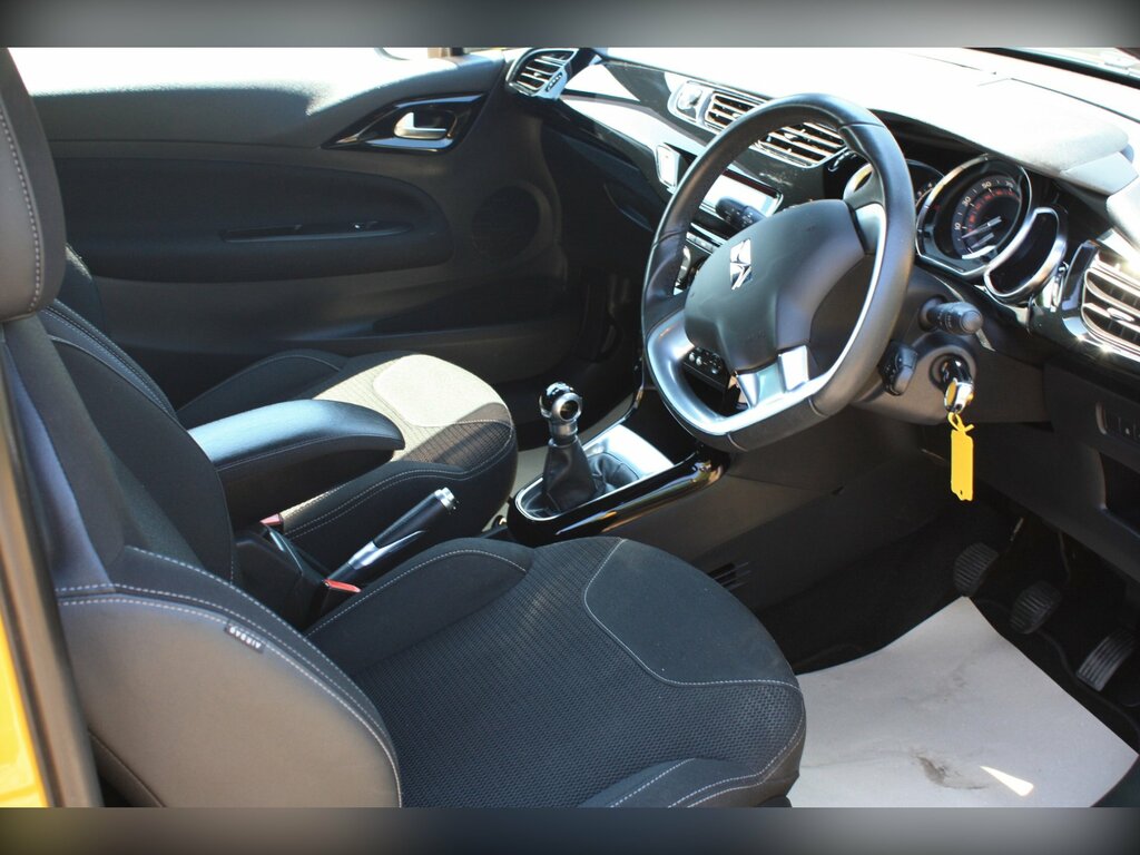 Citroen DS3 1.2 Puretech Dstyle Plus Purple #9