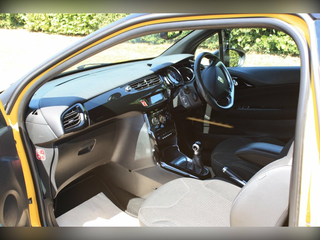 Citroen DS3 1.2 Puretech Dstyle Plus Purple #11