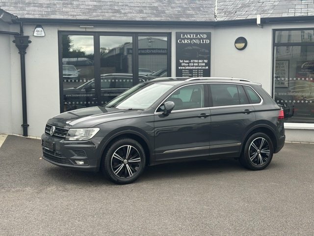 Volkswagen Tiguan 2.0 Tdi Se Navigation Suv Euro 6 PH08ELH Grey #2