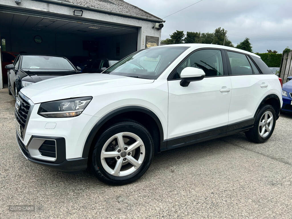 Audi Q2 30 Tfsi Se White