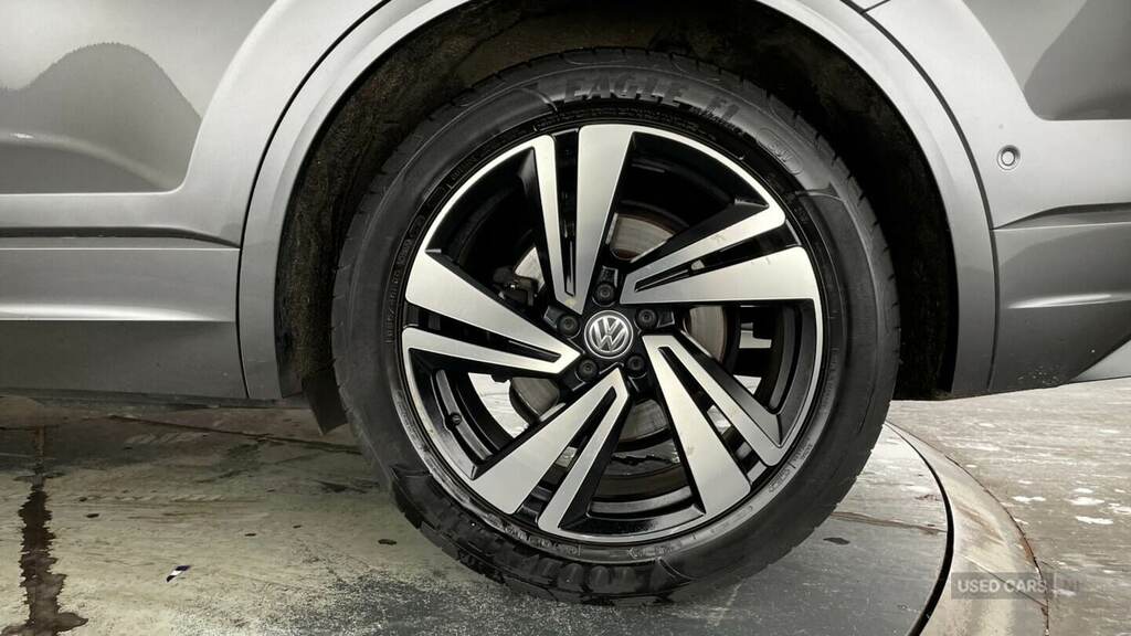 Volkswagen Touareg 3.0 V6 Tdi 4Motion R-line Tech Tip Grey #11