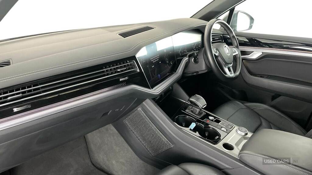 Volkswagen Touareg 3.0 V6 Tdi 4Motion R-line Tech Tip Grey #7