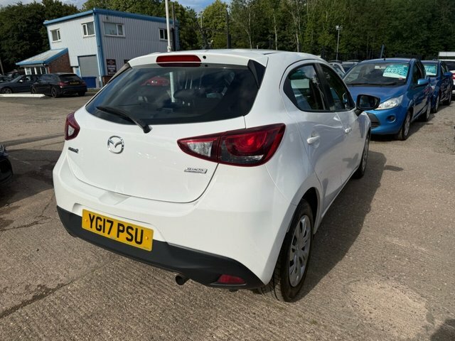 Mazda 2 1.5 Skyactiv-g Se Hatchback Euro YG17PSU White #3