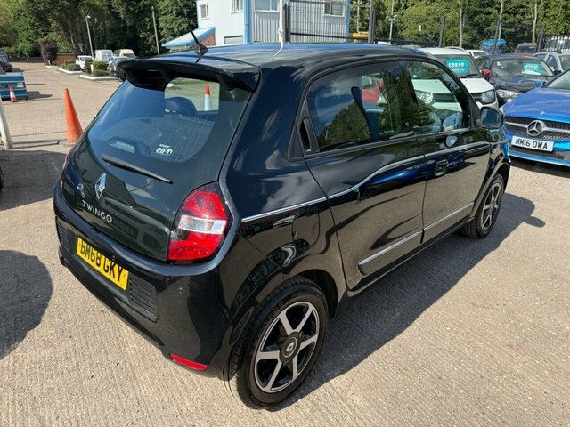 Renault Twingo 0.9 Tce Energy Iconic Hatchback Black #3