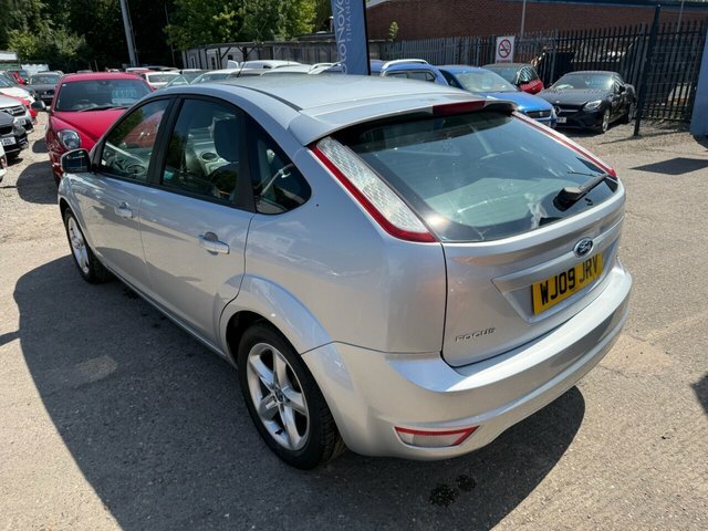 Ford Focus 1.8 Zetec Hatchback 169 G Km 12 Silver #4