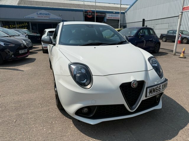 Alfa Romeo MiTo 875 Tb Twinair Speciale Hatchback Manua White