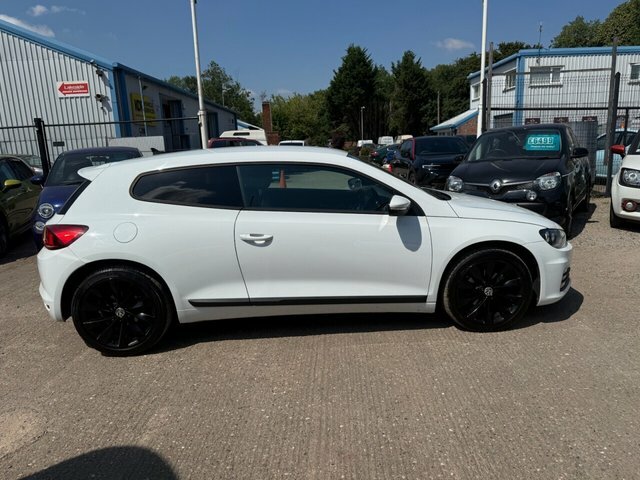 Volkswagen Scirocco 2.0 Tdi Bluemotion Tech Gt Hatchback Ma VX66UOL White #2