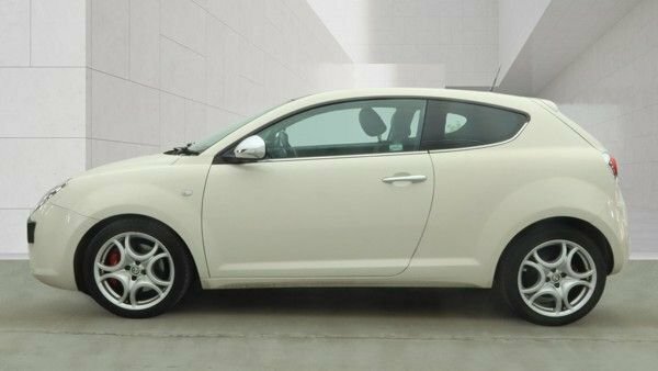 Alfa Romeo MiTo 1.4 Tb Multiair Distinctive Hatchback T White #6