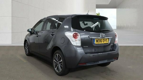 Toyota Verso 1.6 D-4d Design Mpv Euro 6 S S Grey #3